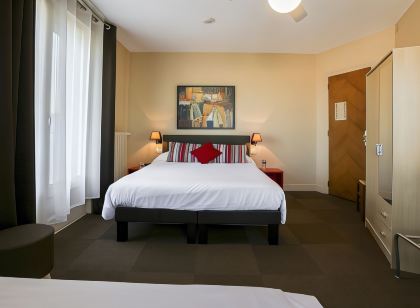 Brit Hotel Terminus