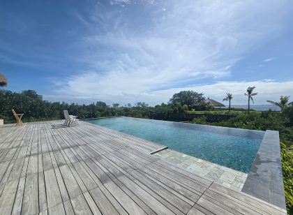 Climaco Beach | Villa in Mactan