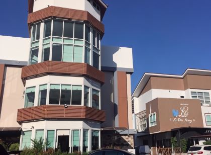 Le Lerts Living Hotel