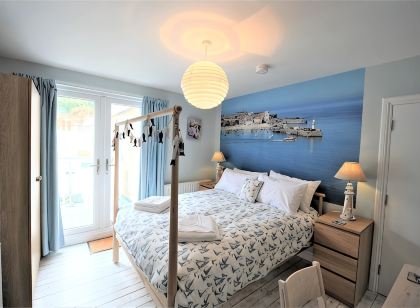 Gull Rock is a Frontline House above Porthmeor Beach, with Amazing Sea Views