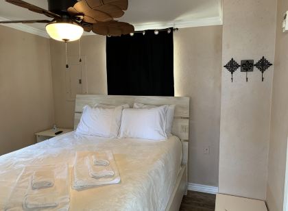 Z Oceanfront offers direct access and excellent view of the ocean!