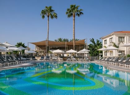 King Jason Paphos - Designed for Adults by Louis Hotels