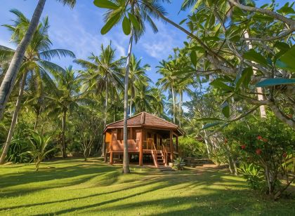 Palm Paradise Cabanas & Villas Beach Resort