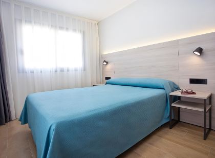 Apartamentos Maryciel by Mc