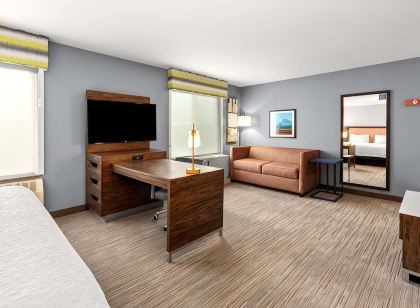 Hampton Inn & Suites Fairbanks