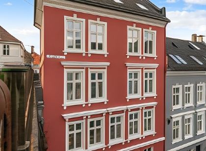Barfot Apartments