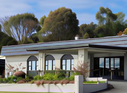SureStay Hotel by Best Western the Clarence on Melville