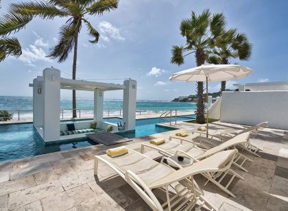 Oceanfront 5-Stars Starfish Villa, Dawn Beach, Private Pool, Secured, Concierge