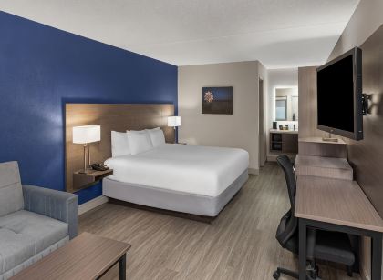 Angel Inn Near Imax, a Travelodge by Wyndham