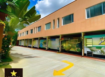 Goldstar Garden Inn