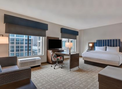 Hampton Inn & Suites Nashville Downtown Capitol View