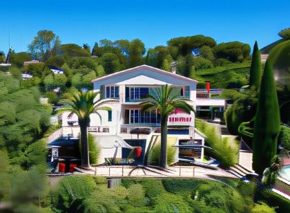 The Address Cassis
