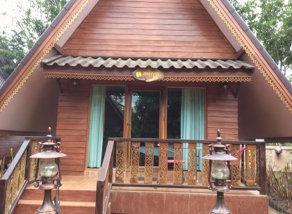 Himawari Restaurant & Cottage