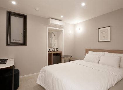 No 25 hotel, suyu