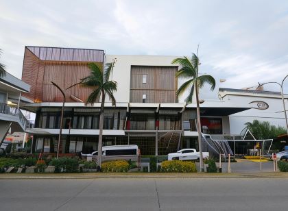 Viven Hotel