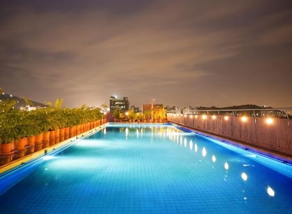 E Square the Fern, Pune