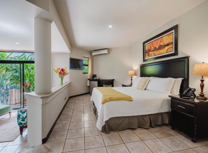 Papagayo Golden Palms Beachfront Hotel