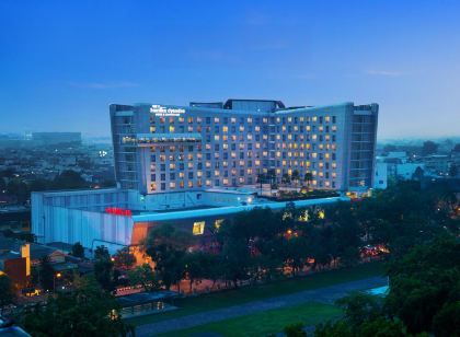 Santika Premiere Dyandra Hotel & Convention - Medan