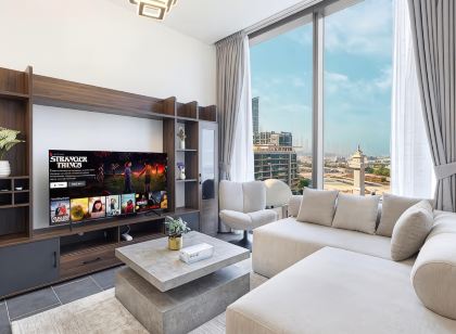 Dozin stay-Paramount Towers D Burj wide view with balcony