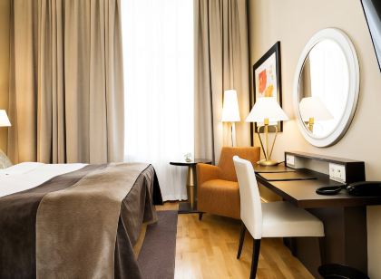 Elite Hotel Knaust