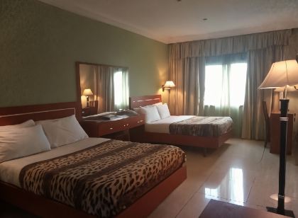Asaa Pyramid Hotel