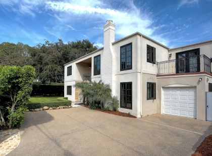 Prime Montecito Beach Location