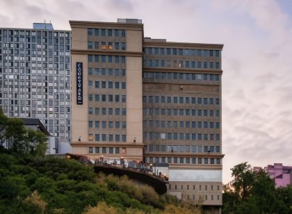 Courtyard Edmonton Downtown