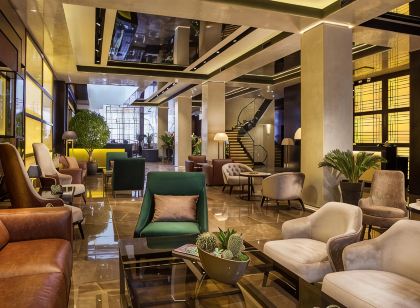 Saint Ten Boutique Hotel, Small Luxury Hotels