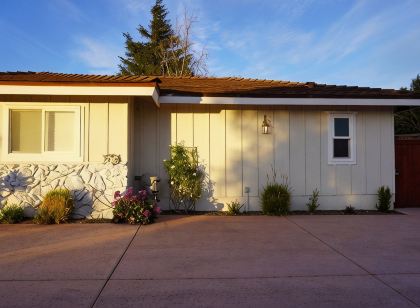 Spacious one bedroom apt in the heart of wine country