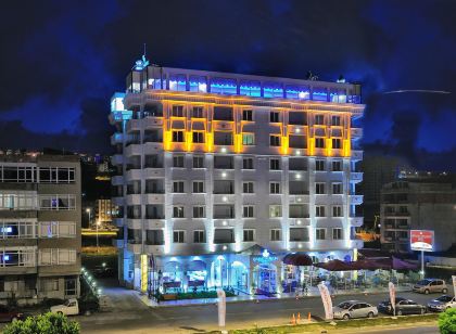 Grand Atakum Hotel