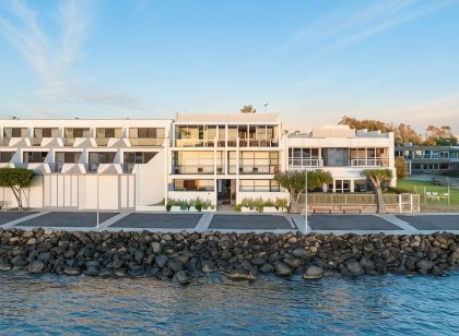 Bay Breeze Boutique Accommodation