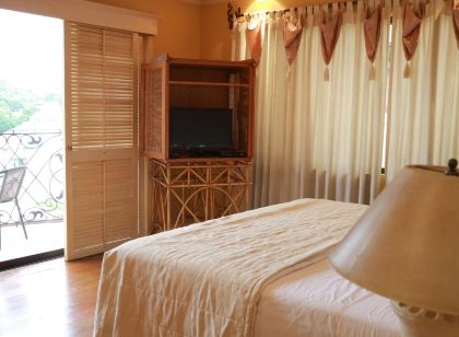 Sophia Suites Residence Hotel