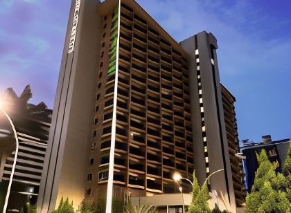 Kubitschek Plaza Hotel