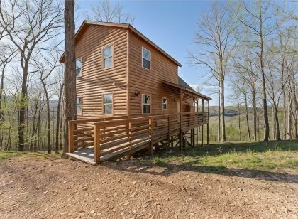 Jasper Cabin w/ Hot Tub, Fire Pit & Mtn Views