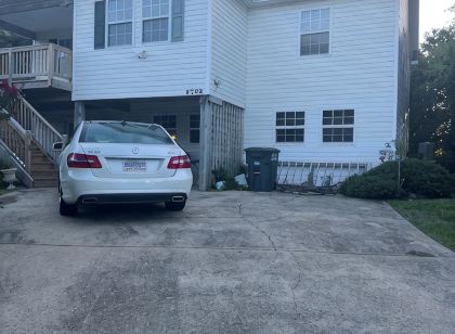 Coast to Coast: 4BR/3BA Outer Banks home on two levels with separate entrances