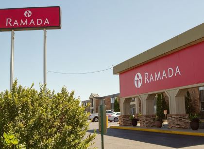 Ramada by Wyndham Bismarck