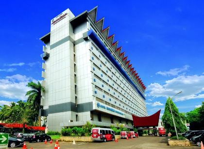 Danau Toba Hotel International