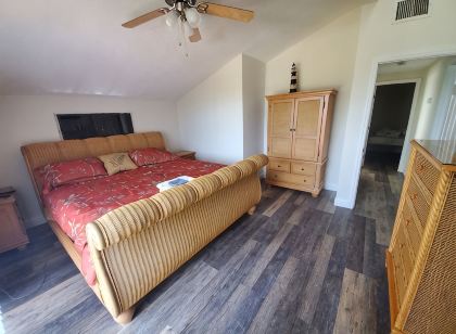 Big Pine Key, 3 BR, 2 1/2 Bath, Private Canal, Close to everything, KW