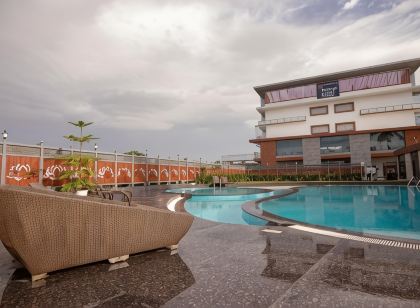 Royal Lotus View Resotel