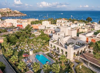 Insula Boutique Hotel