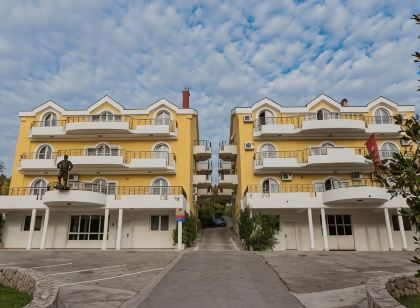 Hotel Crnogorska Kuća