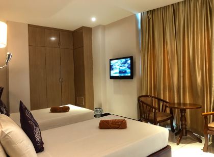 The Room Hotel