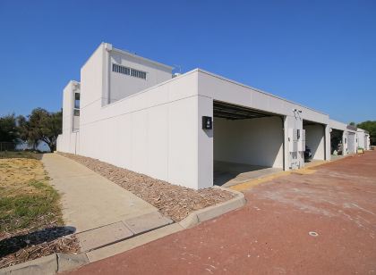 Estuary Waterfront - View from your Courtyard!
