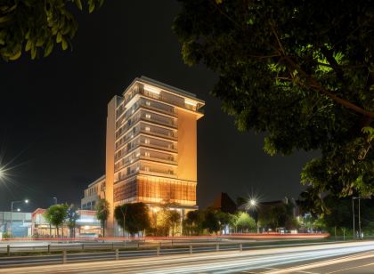 The Capital Hotel Surabaya