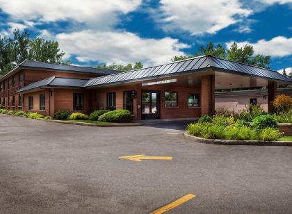 Ramada by Wyndham Laval