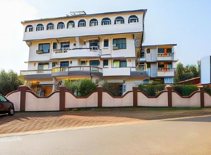 Hotel Priti International
