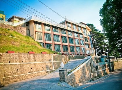 Metropole Hotel