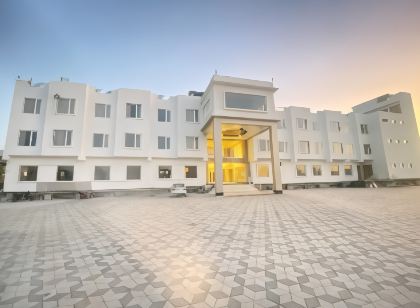 Hotel Anant Resort