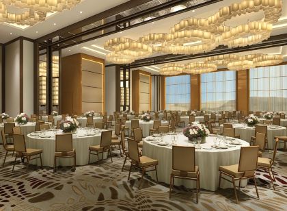 Crowne Plaza Muscat OCEC
