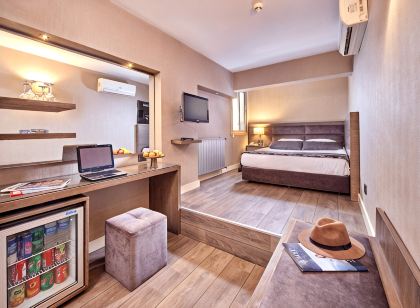 The New Hotel Zeybek